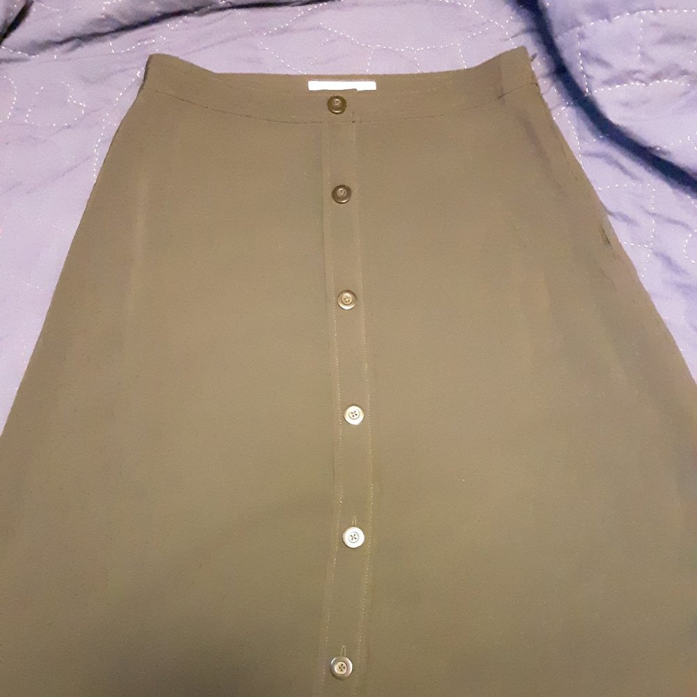 Everlane GoWeave Black Button Skirt, Size 6 - Picture 2 of 5